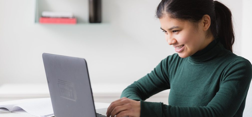 happy-woman-on-computer